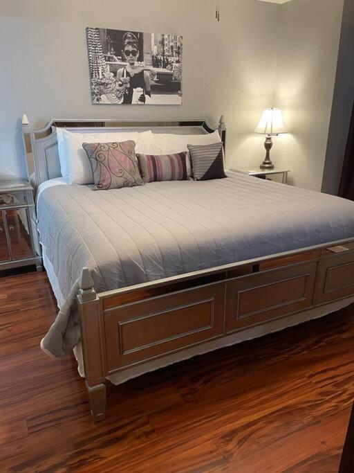 Penthouse Suite At Holiday Hills Book Today Branson Bagian luar foto